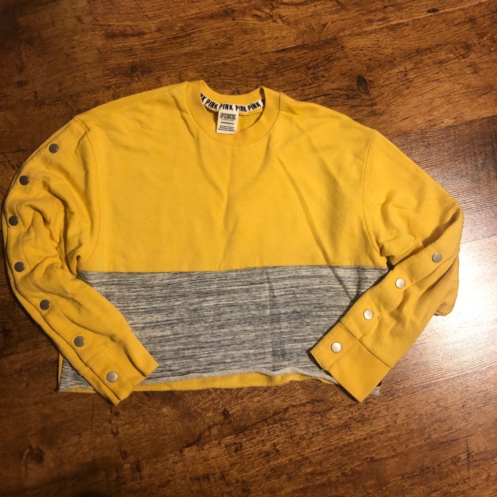 Pink VS Cropped Sweatshirt(EUC)